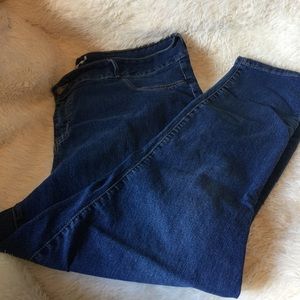 JustFab Booty Lifter Skinny Jeans